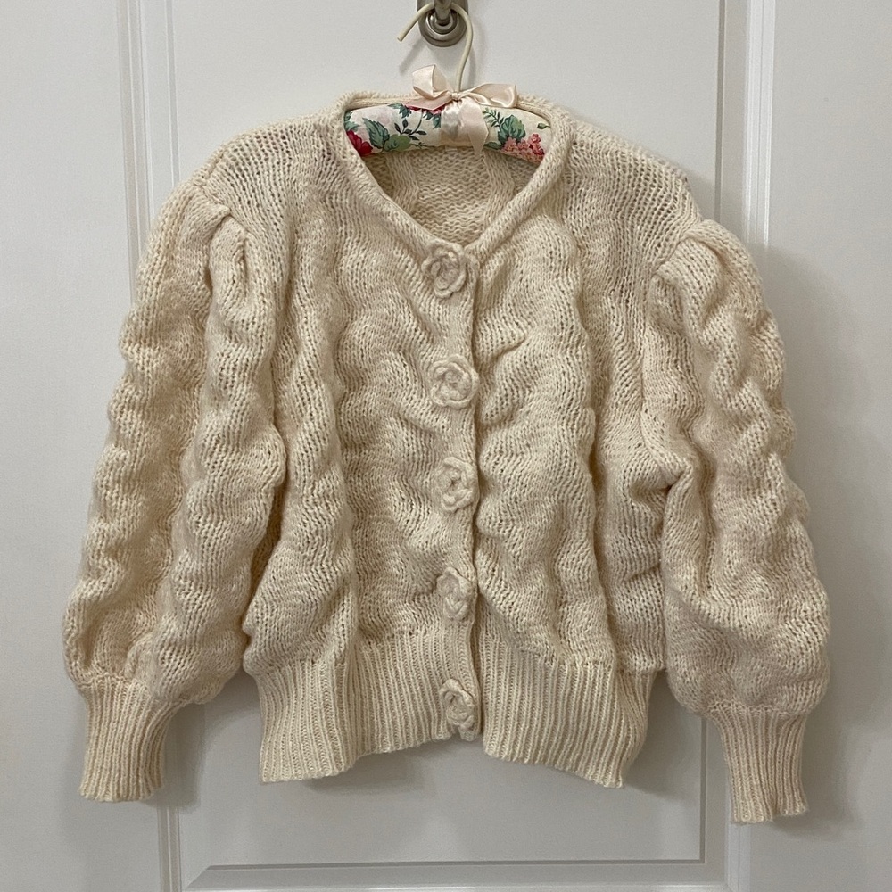 En Creme Textured Cream Cardigan